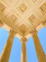 Nîmes